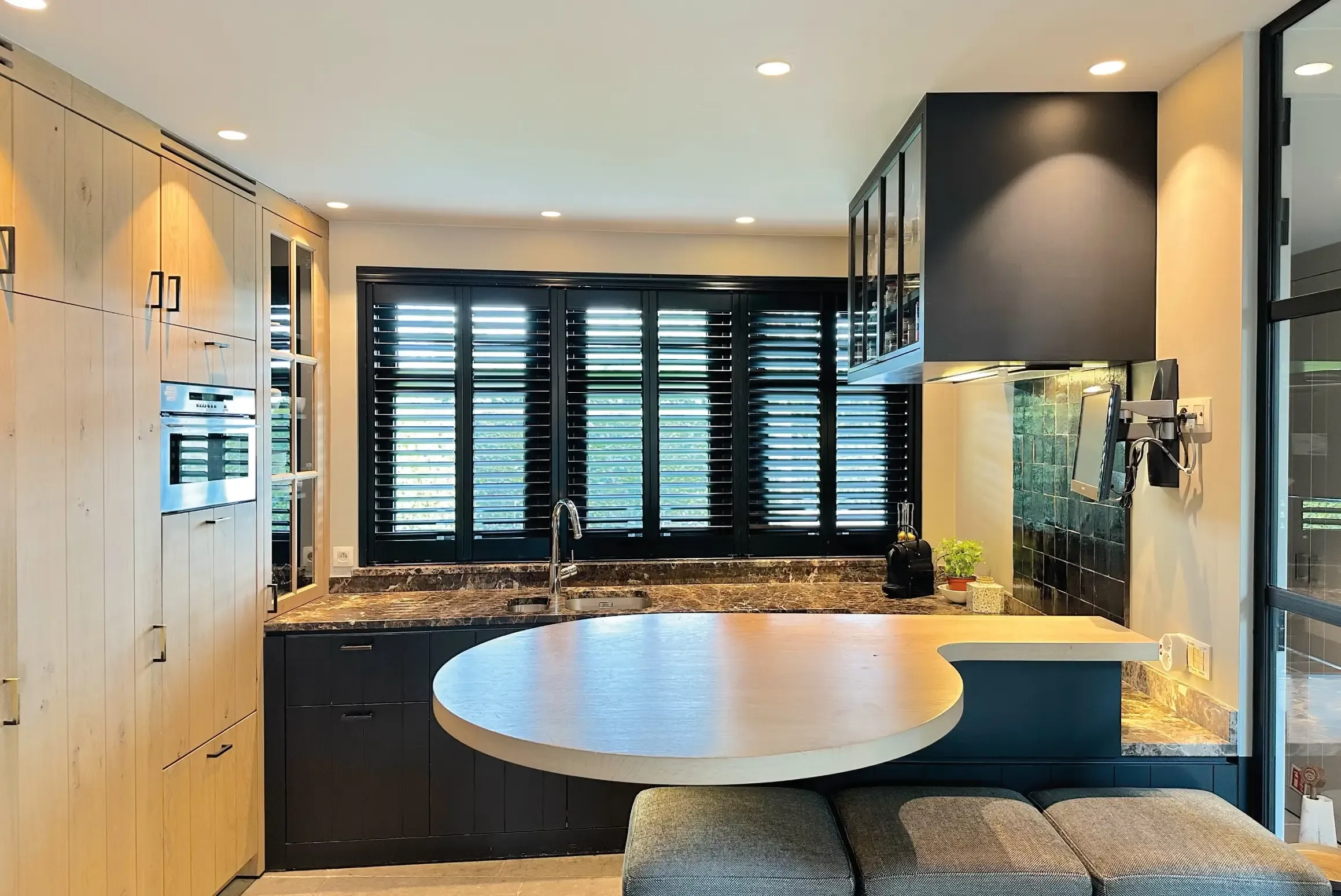 Kitchen with island